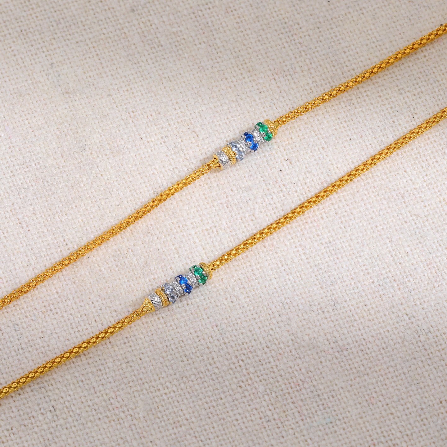 sandoos-d96c3279fc29cb66700b4cbbe6e838bc3c97566baee98d2eaee6c5e2983dd9b3 Huawang Necklace 993000478389