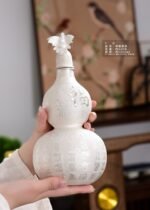 Hundred Blessings Silver Gourd Flask - original view 3